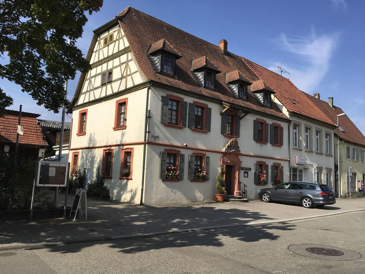 Gasthaus Loewen Sinsheim Esterno foto